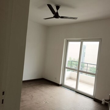 Room in 3.5 BHK Builder Floor at BPTP Park 81, Sector 81 – for Sale