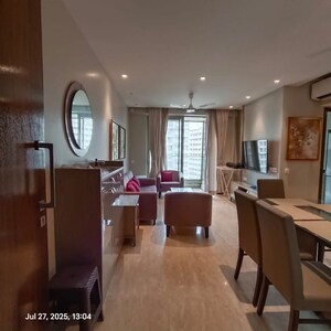 Team Area in 2 BHK Apartment at Hiranandani Castle Rock, Powai – for Rent