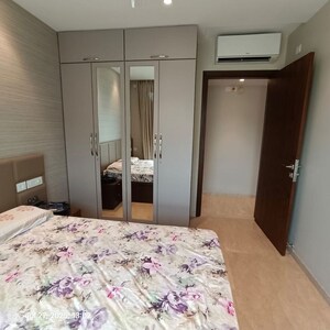 Bedroom in 2 BHK Apartment at Hiranandani Castle Rock, Powai – for Rent