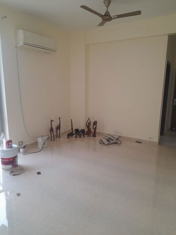 Room in 3 BHK Apartment at Pioneer Park Araya, Sector 61 – for Sale