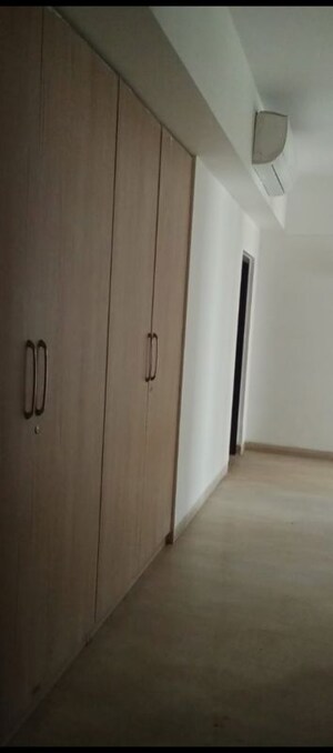 Furnished Amenities in 3.5 BHK Apartment at Puri Aanandvilas, Sector 81 – for Rent