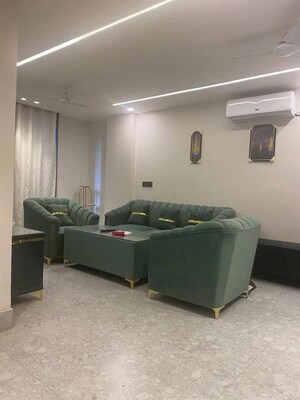 Bedroom in 2 BHK Builder Floor at Saket – for Rent