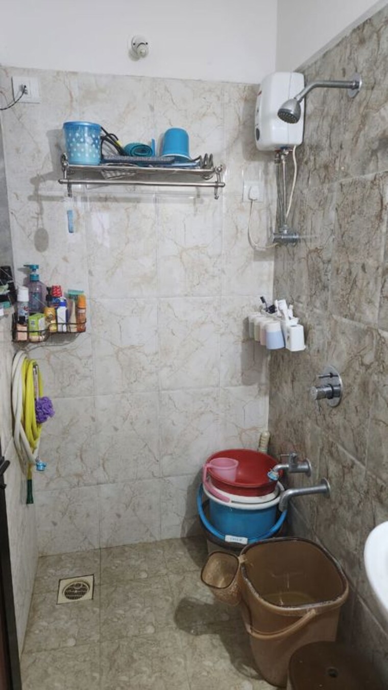 Bathroom, puranik-hometown 1 Bedroom 438 Sq.Ft. Apartment In Ghodbunder Road Thane 9784388