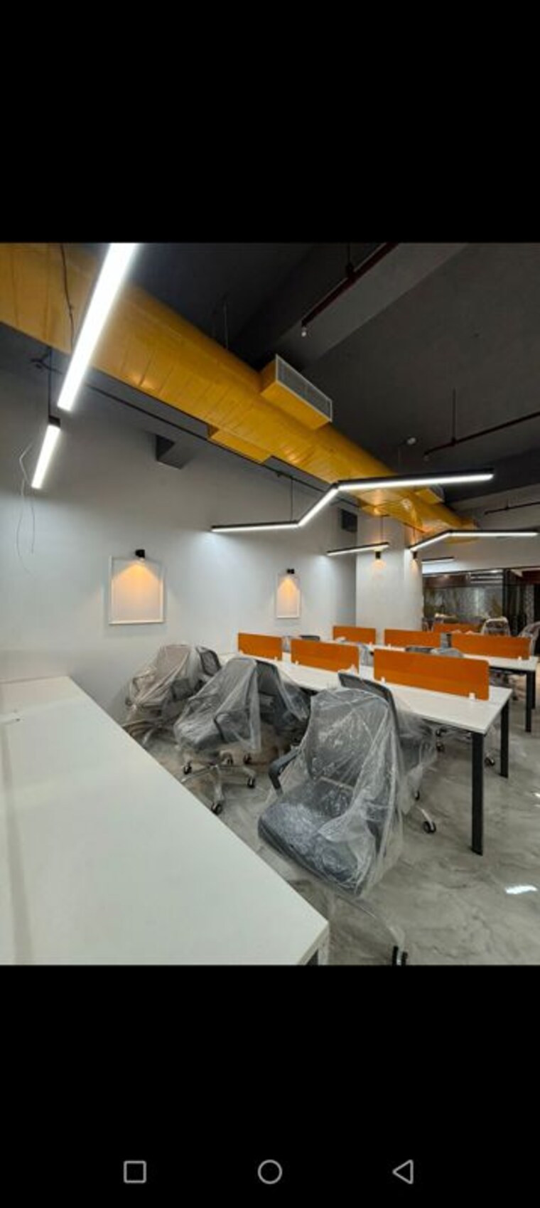 Team Area, spaze-itech-park Commercial Office Space 2200 Sq.Ft. In Sector 49 Gurgaon 9787780
