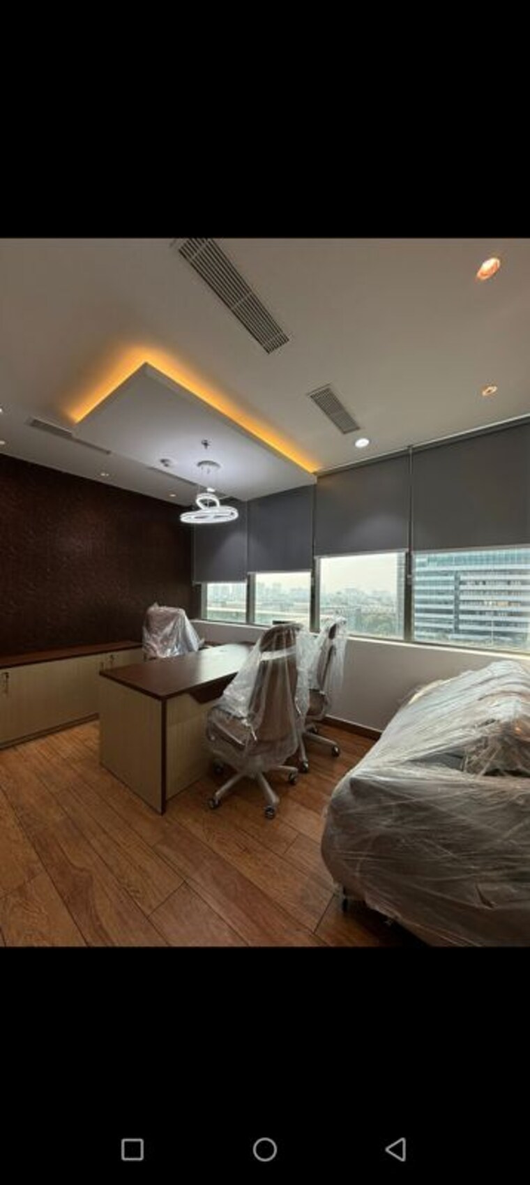 Team Area, spaze-itech-park Commercial Office Space 2200 Sq.Ft. In Sector 49 Gurgaon 9787780
