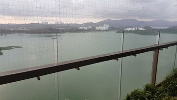 Furnished Amenities in 4 BHK Apartment at Lake Front Solitaire, Powai – for Rent