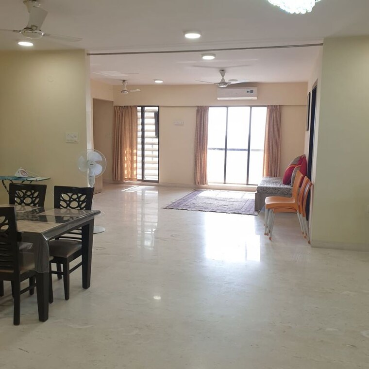 Room, lake-front-solitaire 4 Bedroom 3600 Sq.Ft. Apartment In Powai Mumbai 9787782