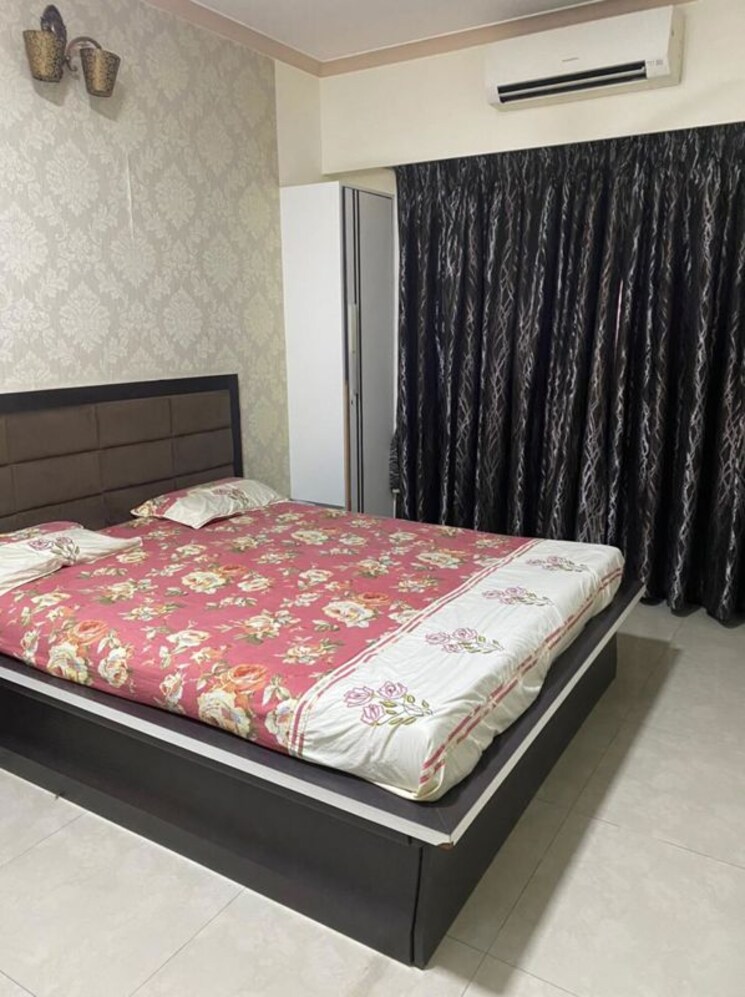 Bedroom, hiranandani-glen-croft 3 Bedroom 1500 Sq.Ft. Apartment In Powai Mumbai 9787785