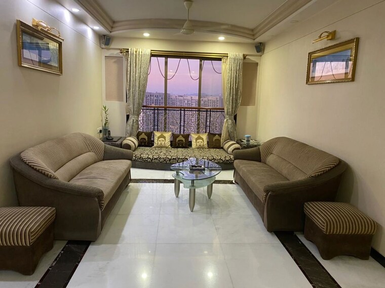 Living Room, hiranandani-glen-croft 3 Bedroom 1500 Sq.Ft. Apartment In Powai Mumbai 9787785