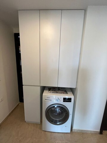 Furnished Amenities in 2 BHK Apartment at Hiranandani Atlantis, Powai – for Rent