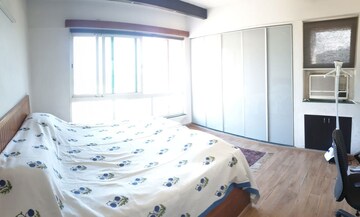 Bedroom in 3 BHK Apartment at Hiranandani Gardens Torino, Powai – for Rent