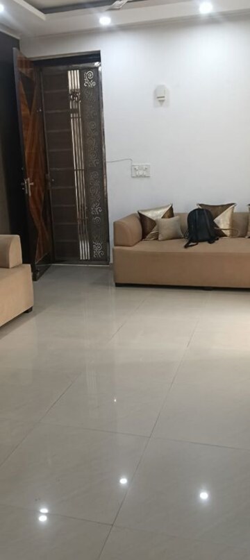 3 BHK Apartment For Sale in Mahagun Moderne, Sector 78