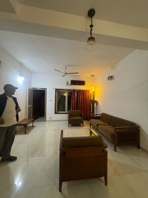 1 BHK Apartment For Rent in Koregaon Park