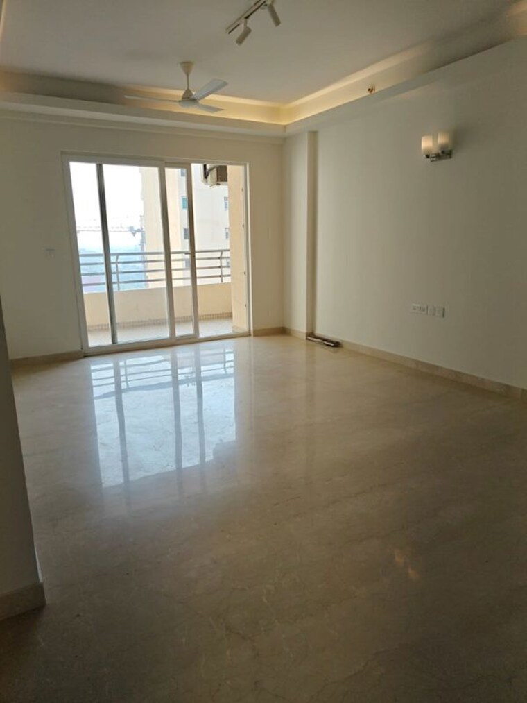 Room, rwa-apartments-sector-40 3 Bedroom 3500 Sq.Ft. Builder Floor In Sector 40 Noida 9787838