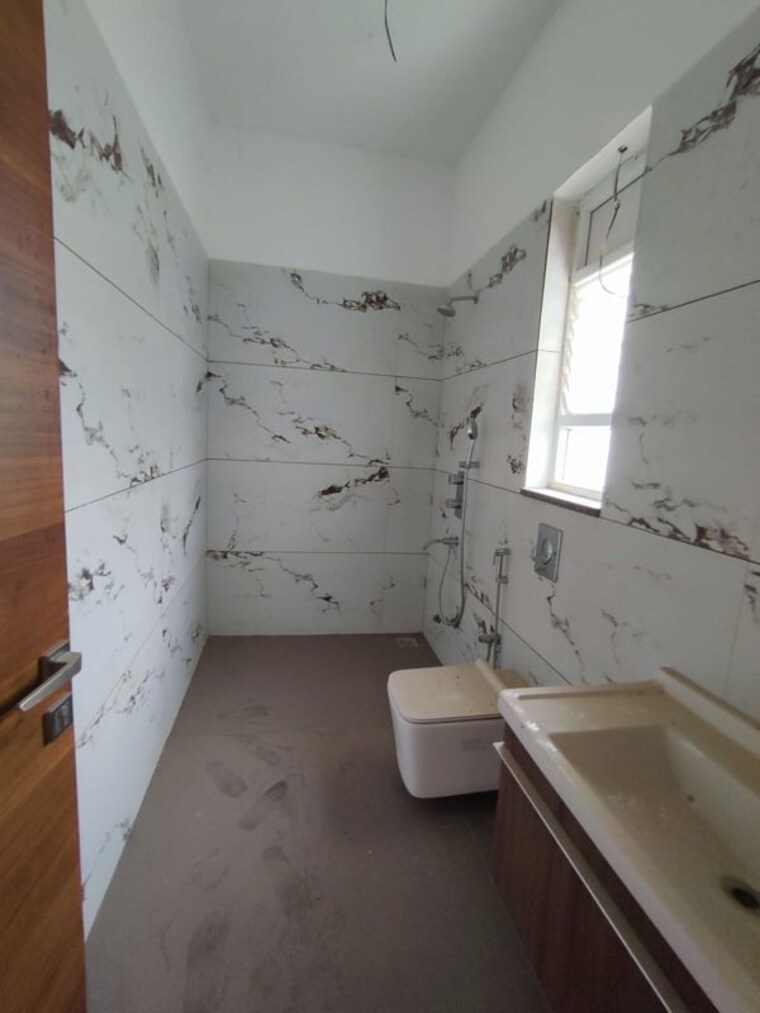 Bathroom, hallmark-county 4 Bedroom 4280 Sq.Ft. Villa In Osman Nagar Hyderabad 9787860