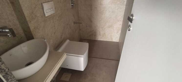 Bathroom, kanakia-silicon-valley 2 Bedroom 666 Sq.Ft. Apartment In Powai Mumbai 9787892