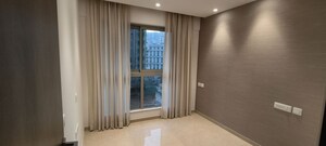 Room in 2 BHK Apartment at Hiranandani Highland, Powai – for Rent