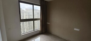 Room in 1 BHK Apartment at Hiranandani Regent Hill, Powai – for Rent