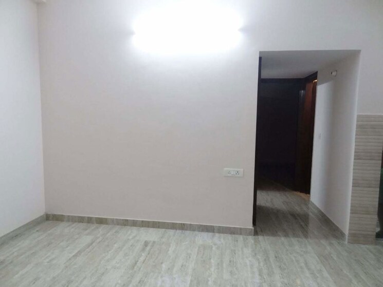 Room, rwa-apartments-sector-20 2 Bedroom 850 Sq.Ft. Builder Floor In Sector 20 Noida 9787925