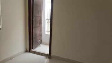 Room in 2 BHK Apartment at SVS Ample Homes, Chanda Nagar – for Sale