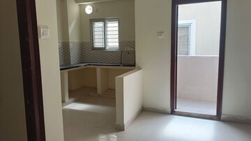 Room in 2 BHK Apartment at SVS Ample Homes, Chanda Nagar – for Sale