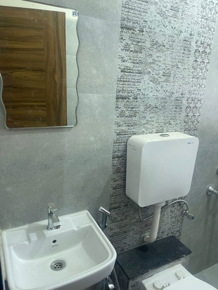 Bathroom, raunak-unnathi-greens 2 Bedroom 735 Sq.Ft. Apartment In Kasarvadavali Thane 9787942