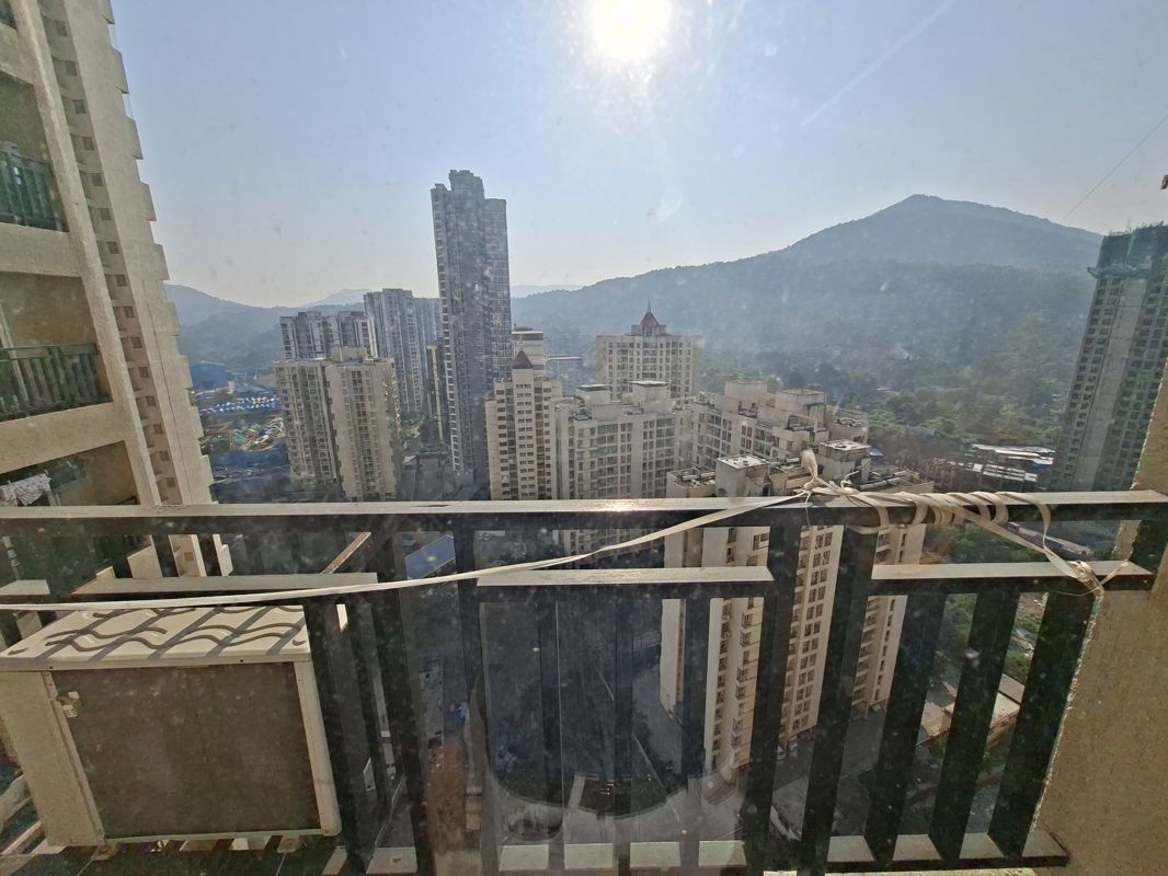 1 BHK + Extra Room Apartment For Rent in Raunak Bliss