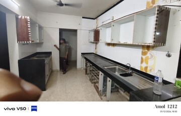 Kitchen in 3.5 BHK Apartment at Magarpatta Laburnum Park, Hadapsar – for Rent