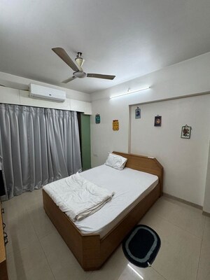 Master Bedroom in 3 BHK Apartment at Kalina – for Rent