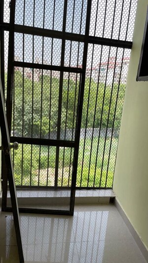 Balcony in 4 BHK Apartment at Jal Vayu Vihar Noida, Sector 21 – for Rent