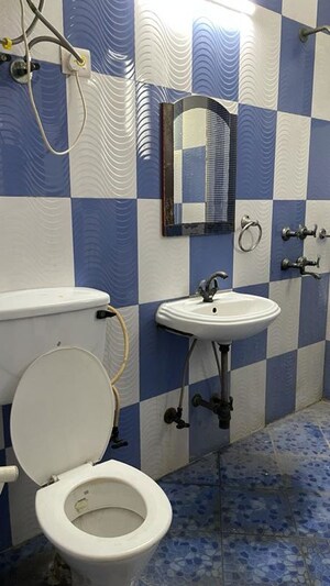 4 BHK Apartment For Rent in Jal Vayu Vihar Noida, Sector 21