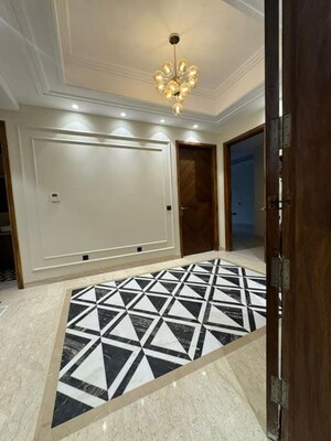 Bedroom in 3.5 BHK Apartment at DLF Cyber Park, Sector 20 – for Rent