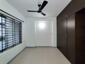 Room in  Apartment at Nitesh Columbus Square, Bellary Road – for Rent