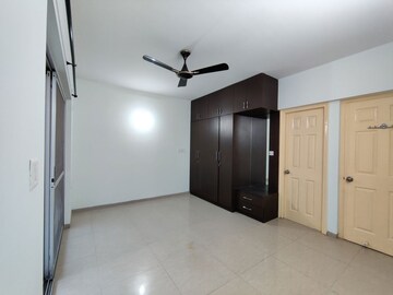 Room in  Apartment at Nitesh Columbus Square, Bellary Road – for Rent