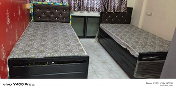 Room in  Pg at Goregaon East – for Rent