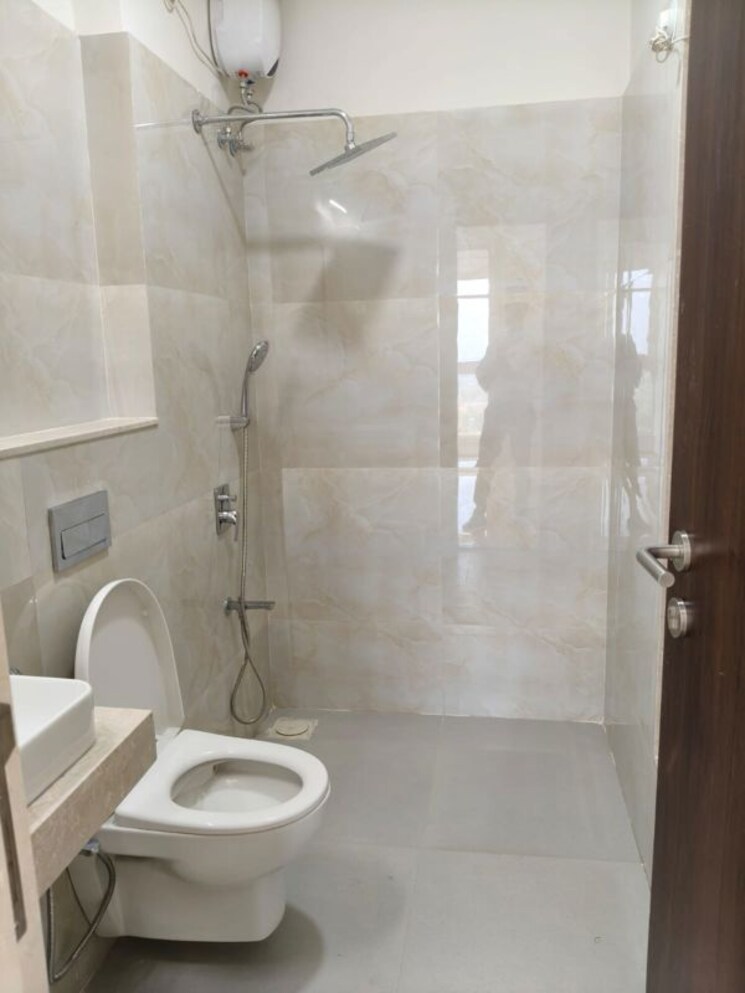 Bathroom, l-t-seawoods-residences-phase-2 3 Bedroom 1050 Sq.Ft. Apartment In Seawoods Navi Mumbai 9788018