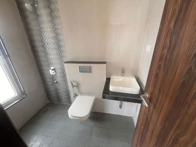 Bathroom, adityaraj-shivraj 1 Bedroom 420 Sq.Ft. Apartment In Vikhroli East Mumbai 9788008