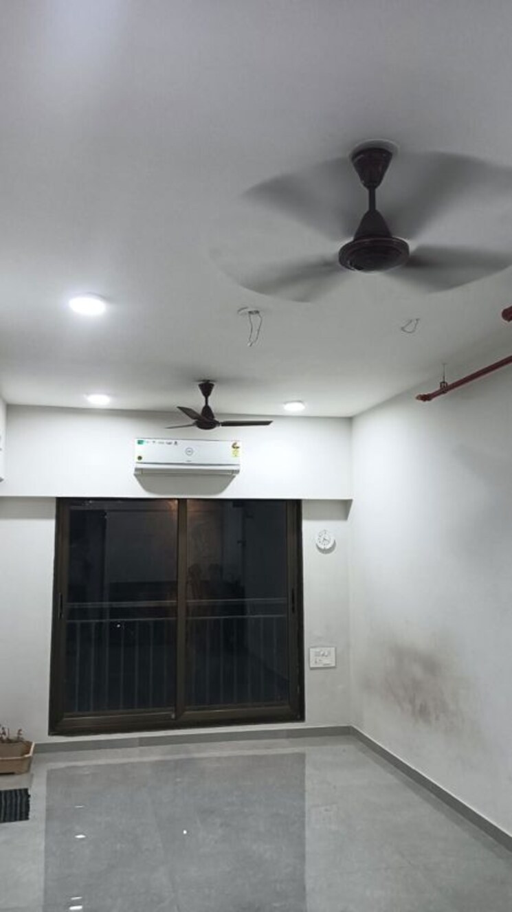 undefined, roha-vatika 1 RK 260 Sq.Ft. Apartment In Kurla East Mumbai 9788025