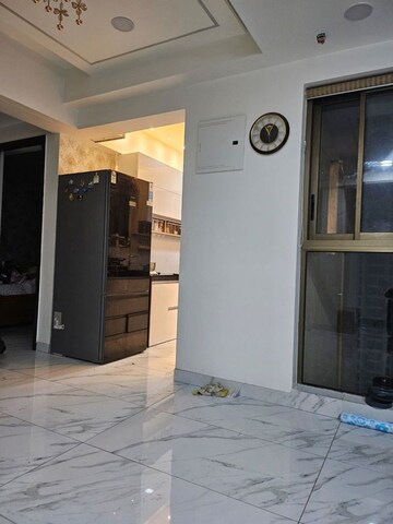 Room in 4 BHK Apartment at Raymond Ten X Era, Pokhran Road No One – for Sale