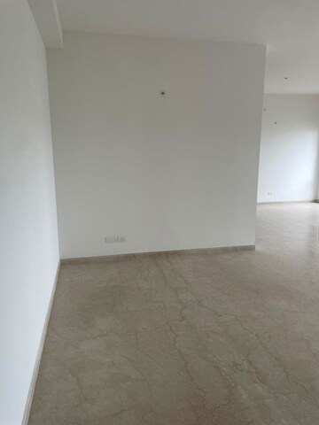 Room in 3 BHK Apartment at Kothrud – for Sale