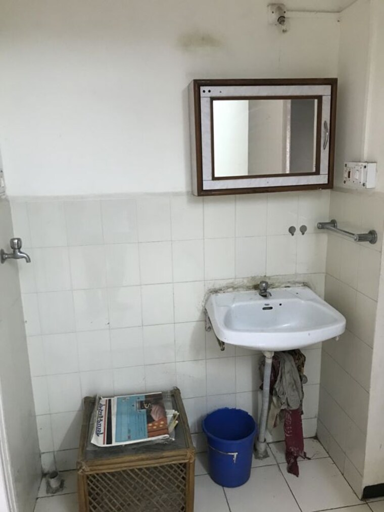 Bathroom, ambedkar colony 3 Bedroom 1289 Sq.Ft. Apartment In Ambedkar Colony Pune 9788046