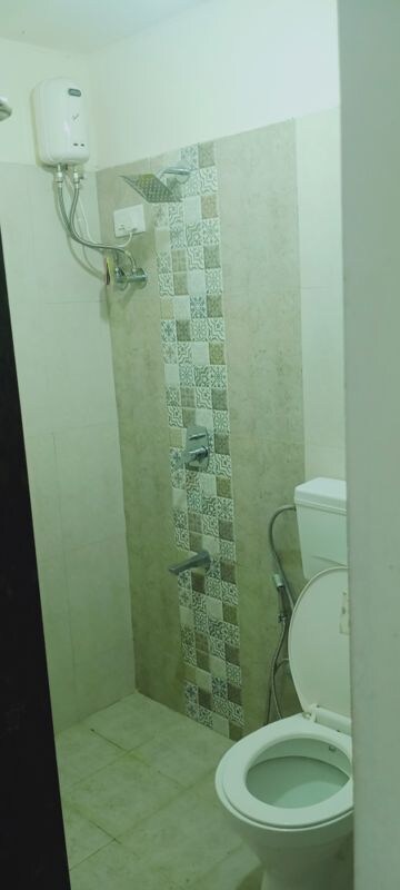 Bathroom in 2 BHK Apartment at Bindra Complex, Andheri East – for Rent