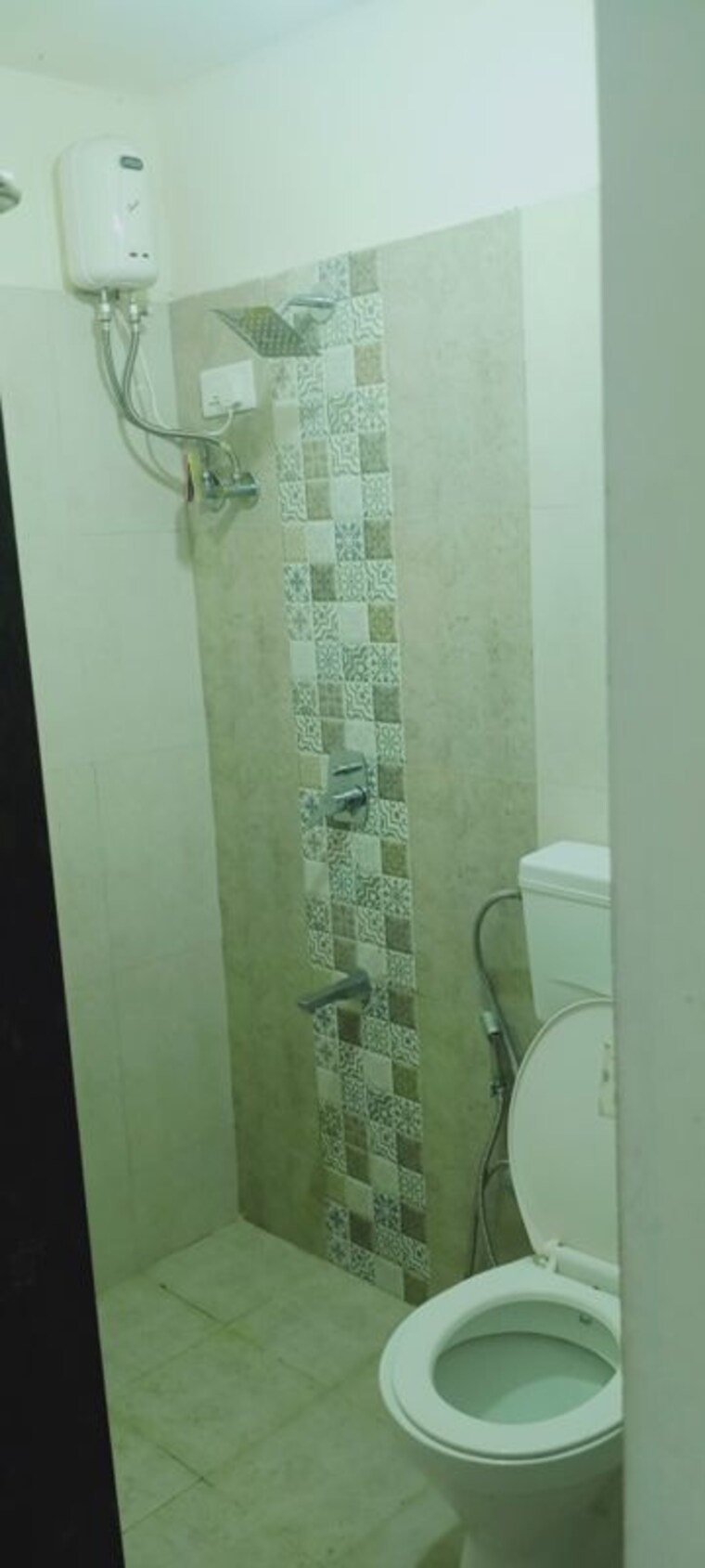 Bathroom, bindra-complex 2 Bedroom 1000 Sq.Ft. Apartment In Andheri East Mumbai 9788055