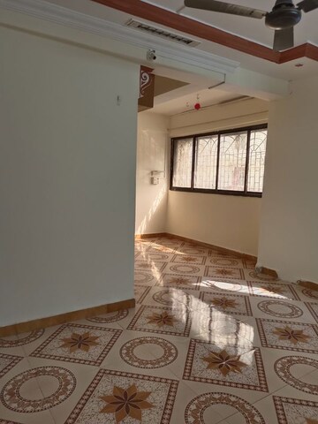 Living Room in 2 BHK Apartment at Azad Nagar – for Rent