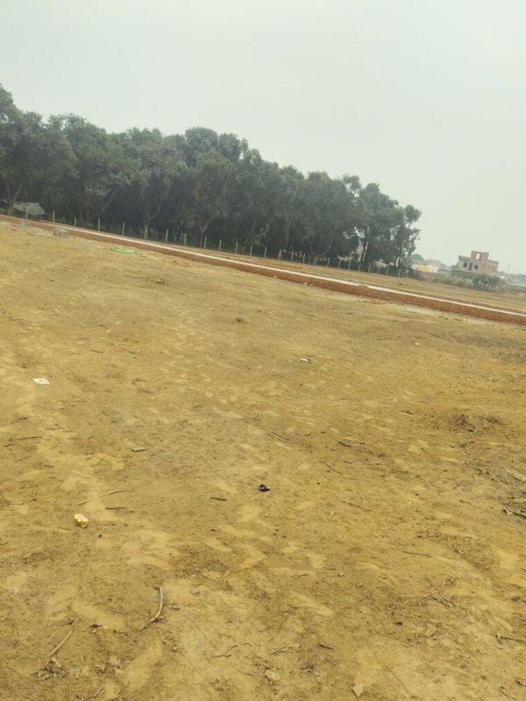 undefined, gomti nagar  1230 Sq.Ft. Plot In Gomti Nagar Lucknow 9788064