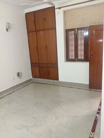 2 BHK Apartment For Rent in RWA Apartments Sector 21, Sector 21
