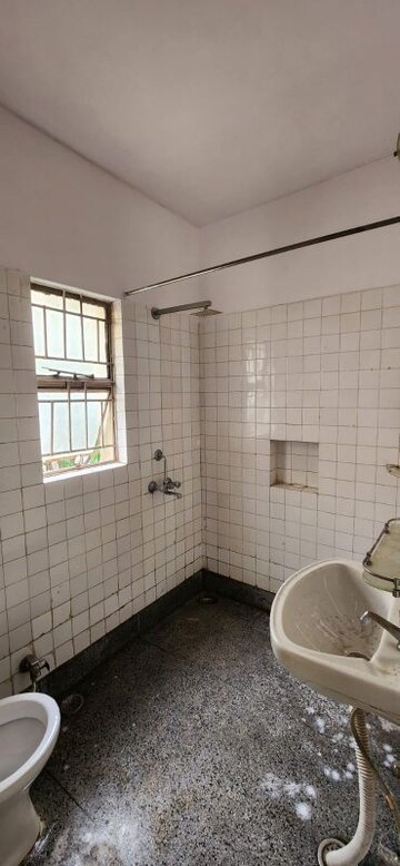 Bathroom in 2 BHK Apartment at Vasant Kunj – for Rent