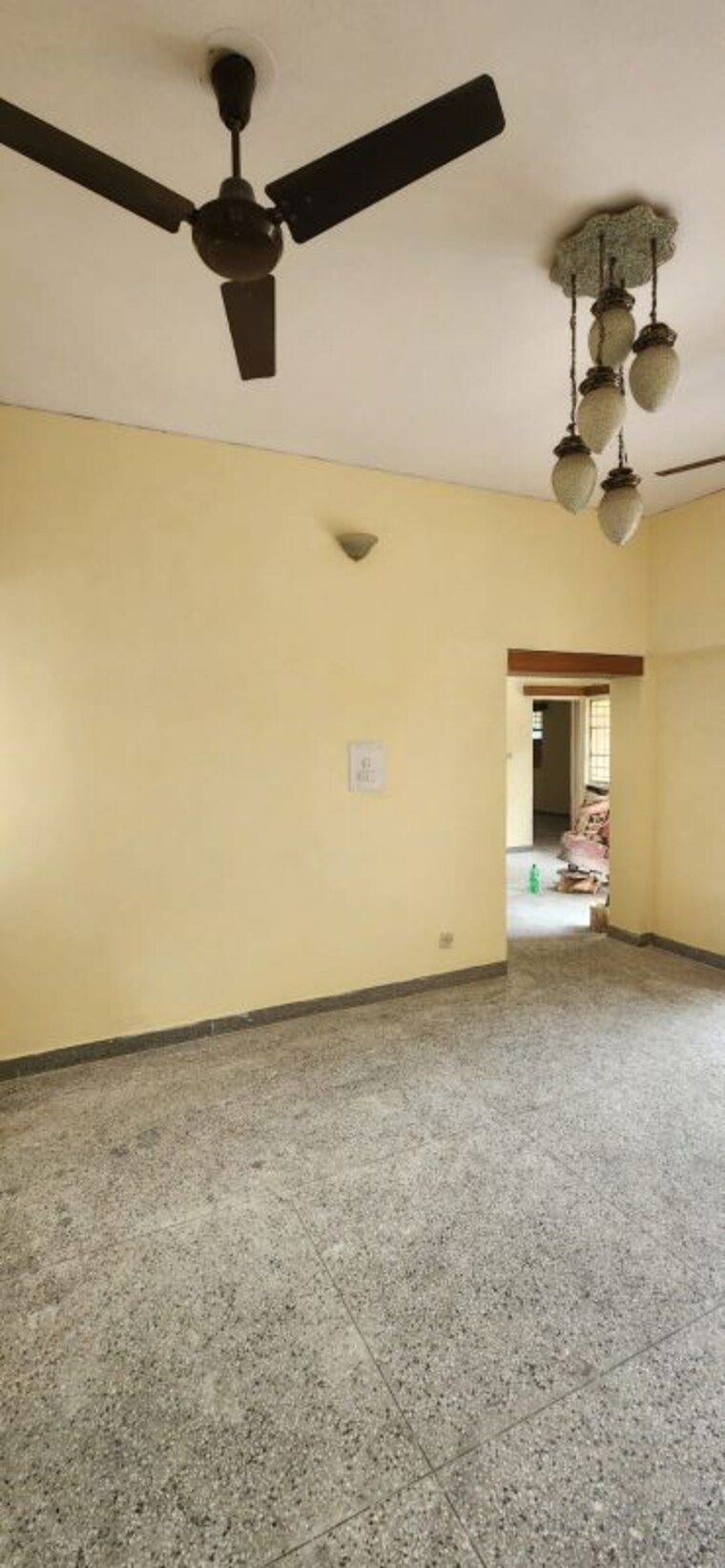 Room, vasant kunj 2 Bedroom 900 Sq.Ft. Apartment In Vasant Kunj Delhi 9788129