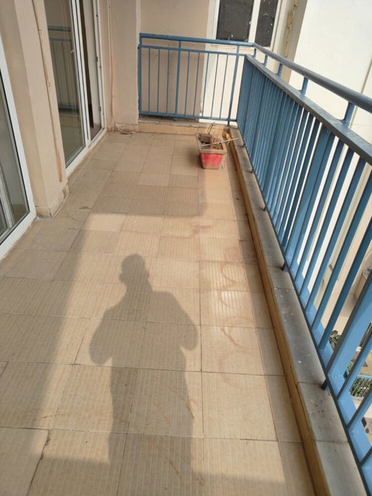 Balcony, shree-vardhman-victoria 3 Bedroom 1950 Sq.Ft. Apartment In Sector 70 Gurgaon 9788144