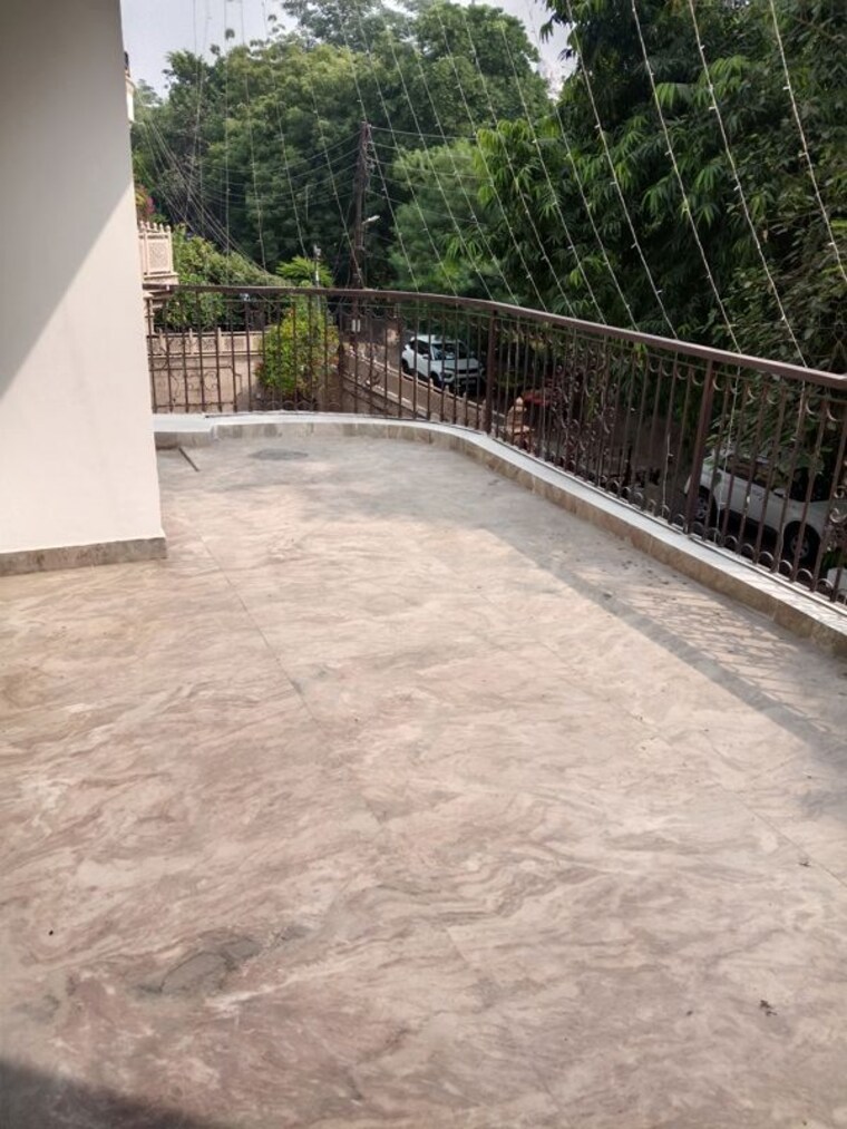 Balcony, rwa-apartments-sector-26 3 Bedroom 2501 Sq.Ft. Apartment In Sector 26 Noida 9788146